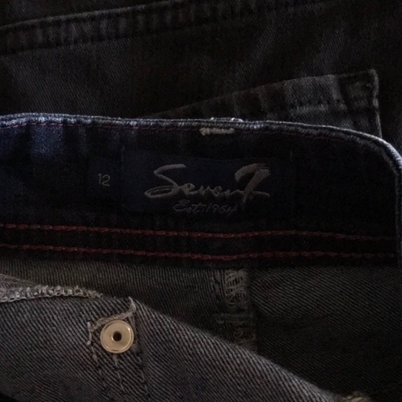 Seven7 Jean Capris - Picture 3 of 16